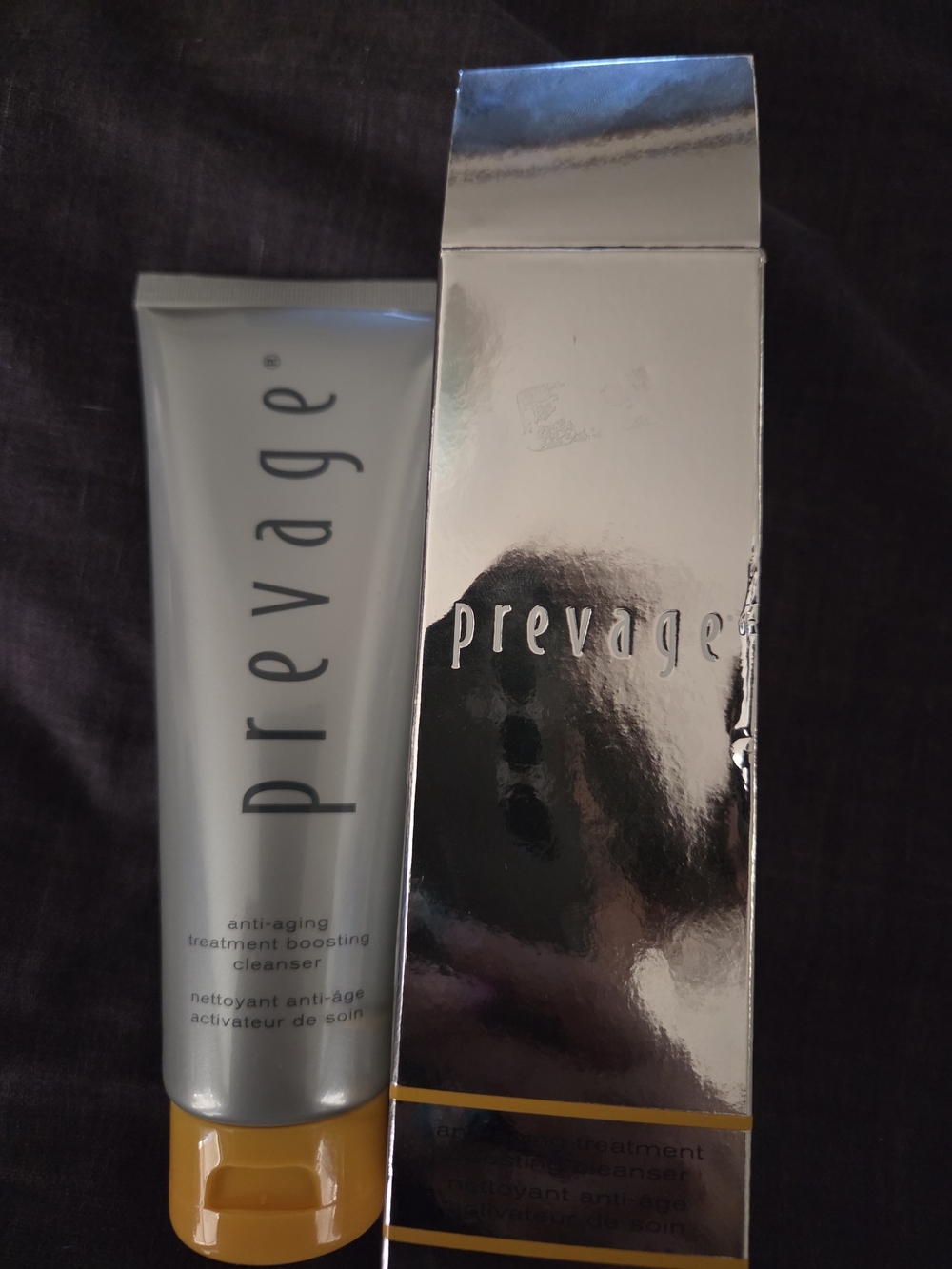 Elizabeth Arden Prevage Cleanser - Silver & Yellow